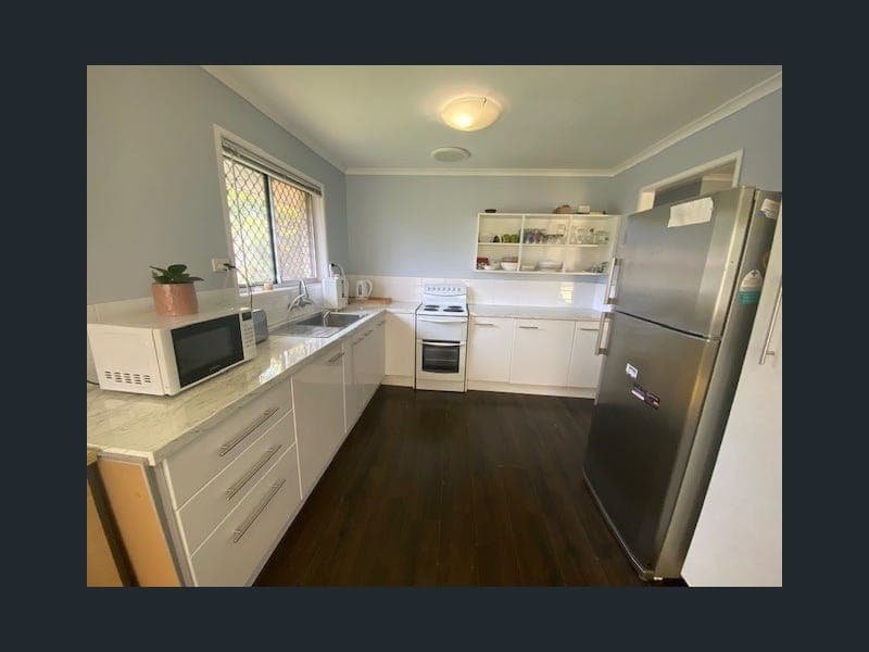 17 Killara Cres, Kippa-ring — photo 1 of 5