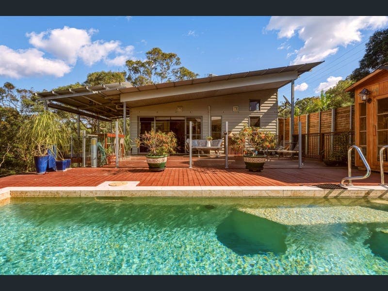 56 Sugar Bag Road, Little Mountain — photo 1 of 5