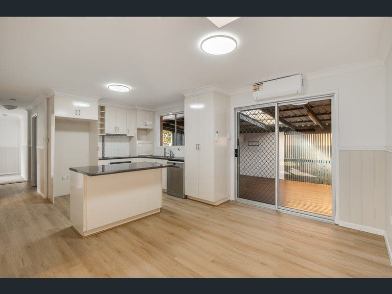 10 Richmond Drive, Wilsonton — photo 1 of 5