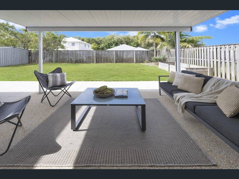 63 Whitehaven Drive, Blacks Beach — photo 1 of 5