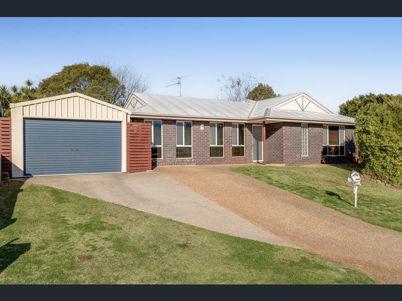 10 Evergreen Court, Glenvale — photo 1 of 5