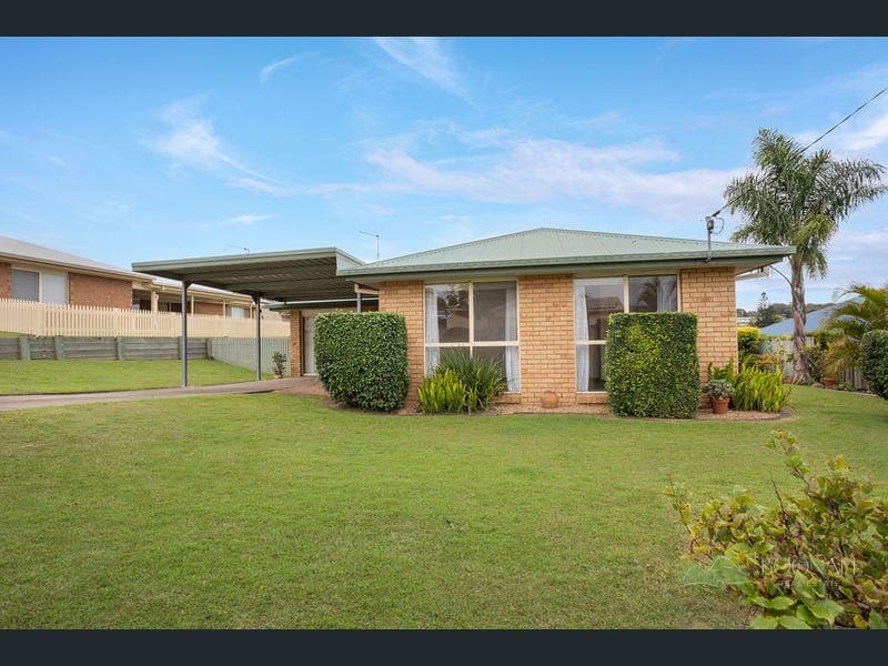 24 Cherrington Crescent, Boonah — photo 1 of 5
