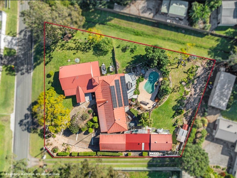 3 Milner Place, Thornlands — photo 1 of 5