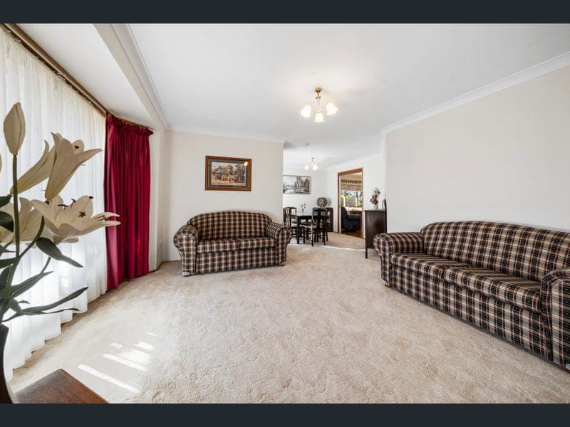 8 Beauaraba Street, Pittsworth — photo 1 of 5