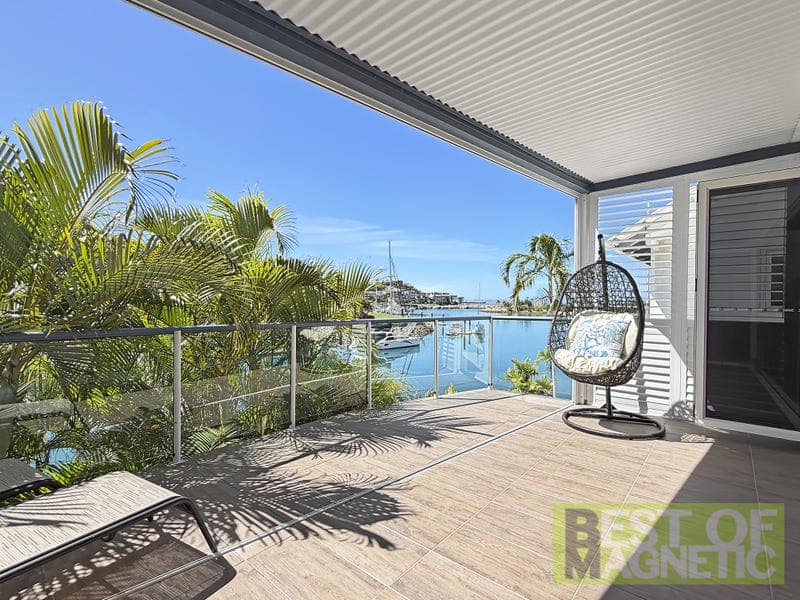 1/6 Terrace Place "Water's Edge", Nelly Bay — photo 1 of 5