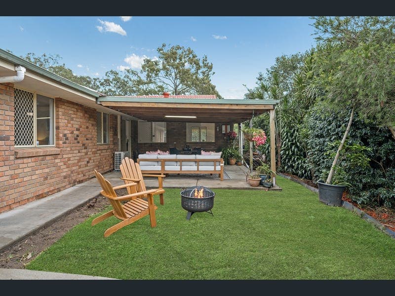 9 Morgan Road, Albany Creek — photo 1 of 5