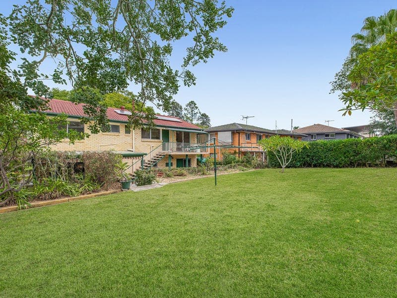 17 Gareel Street, Jindalee — photo 1 of 5