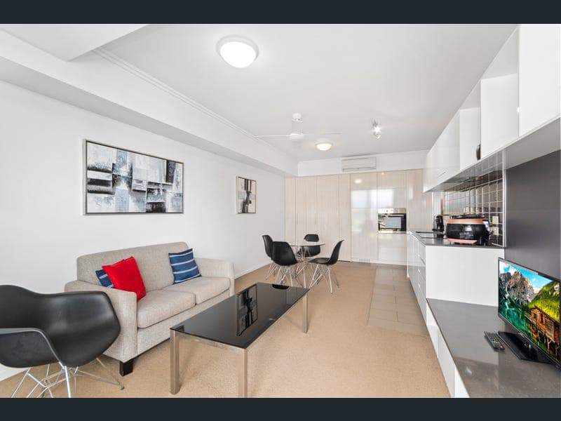 33/5 Kingsway Place, Townsville City — photo 1 of 5