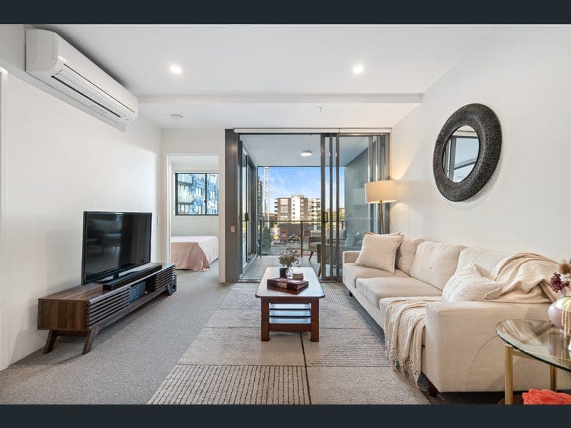 608/43 Ferry Road, West End — photo 1 of 5