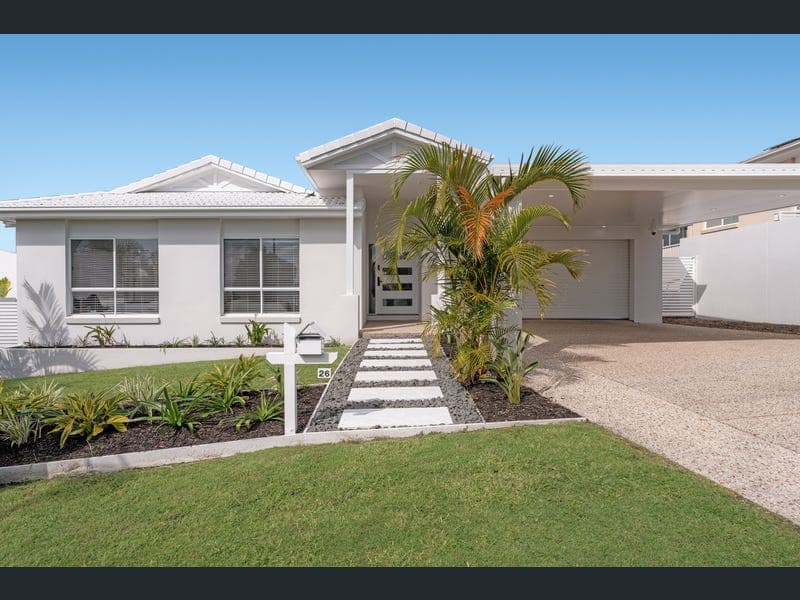26 Snowwood Street, Reedy Creek — photo 1 of 5