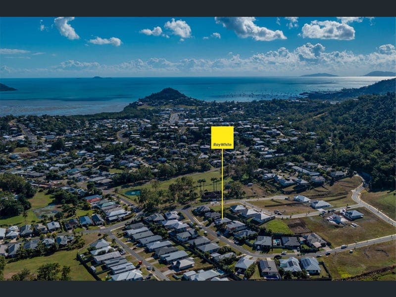 5 Pearl Street, Cannonvale — photo 1 of 5