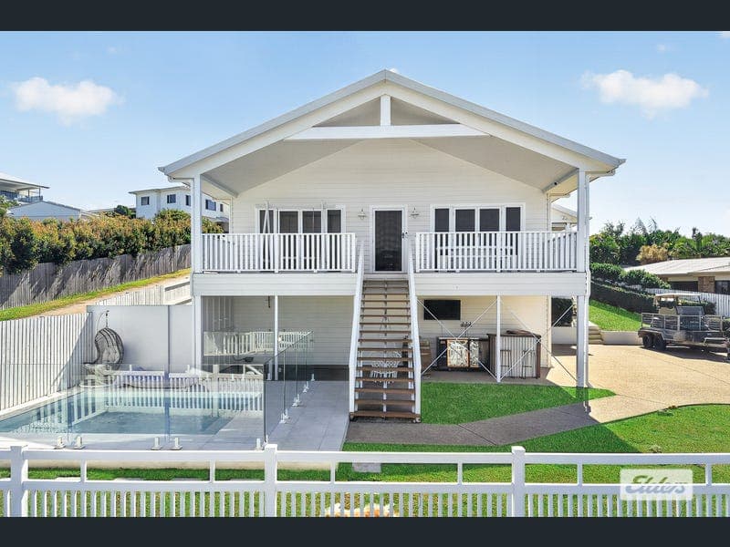 100 Bottlebrush Drive, Lammermoor — photo 1 of 5