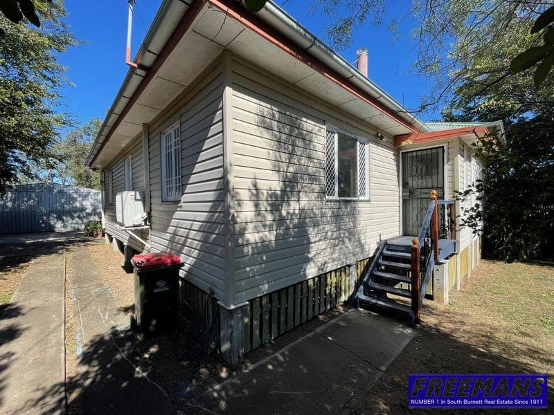 10 Bunker Avenue, Nanango — photo 1 of 5