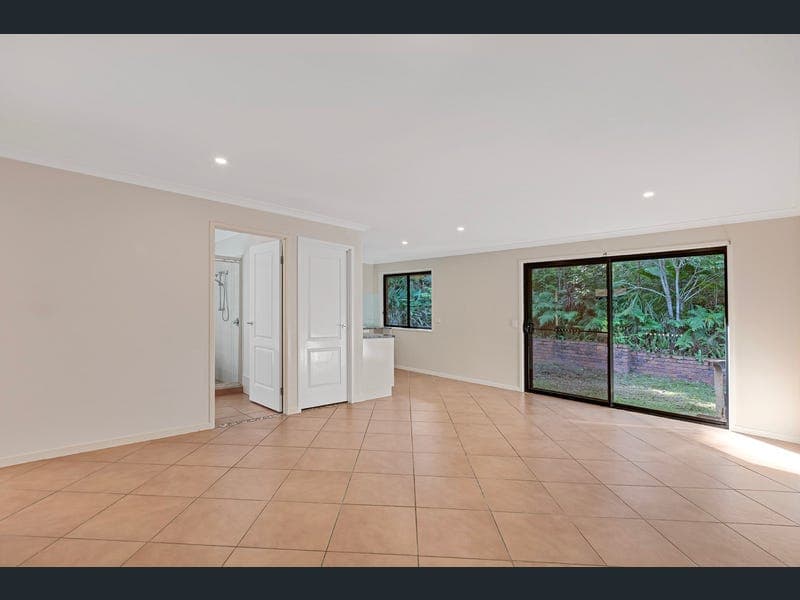 16 The Parkway Place, Mapleton — photo 1 of 5