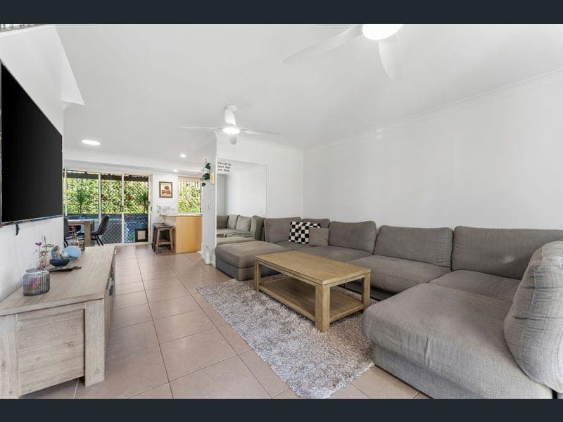 29/480 Christine Avenue, Robina — photo 1 of 5