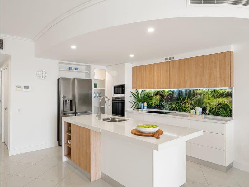 205/11 Nicklin Way, Minyama — photo 1 of 5