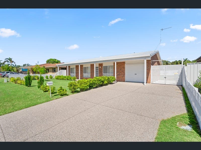 216 Dayman Street, Torquay — photo 1 of 5