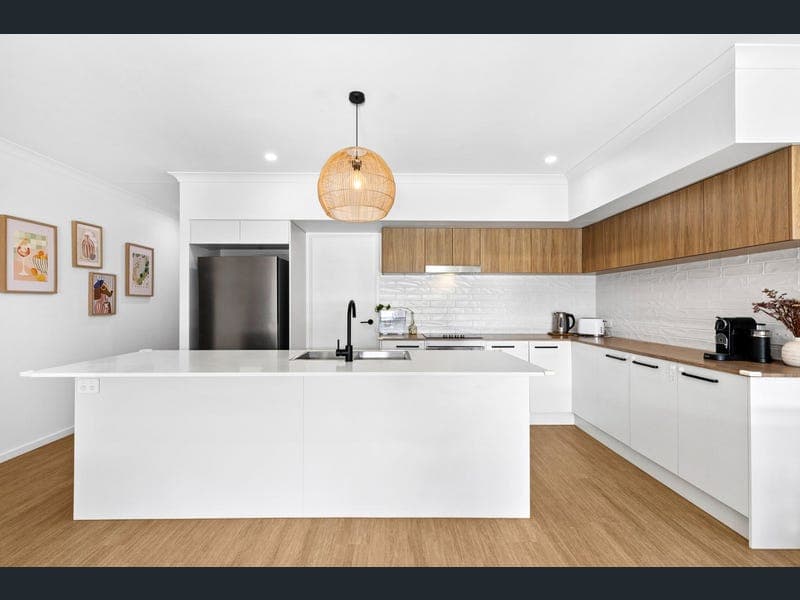 50 Valley Crescent, Palmview — photo 1 of 5