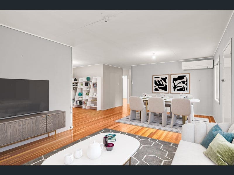 138 Manly Road, Manly West — photo 1 of 5