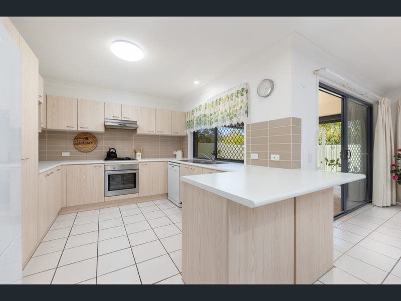14 Violet Street, Kallangur — photo 1 of 5