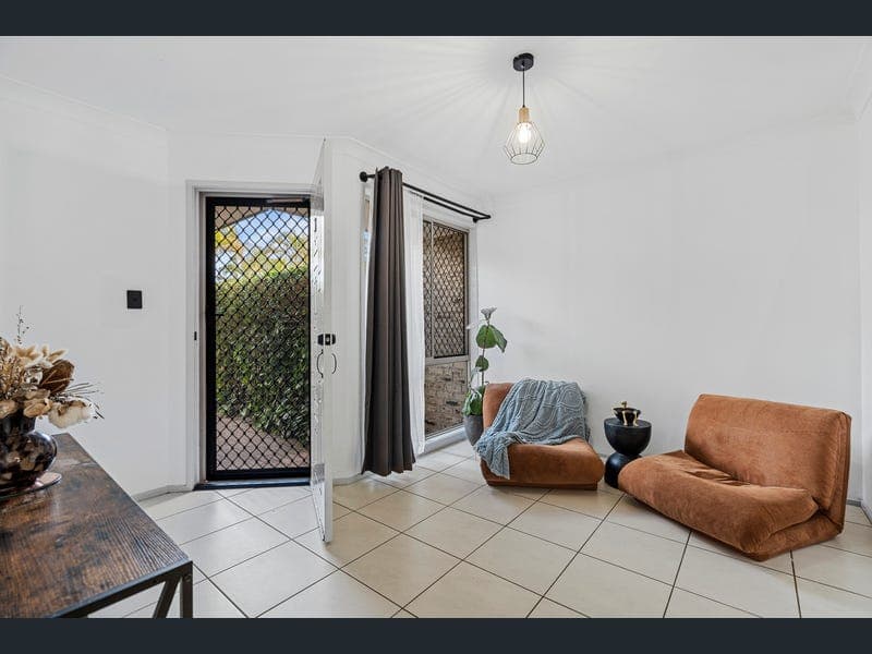 3/37 Newhaven Street, Alexandra Hills — photo 1 of 5