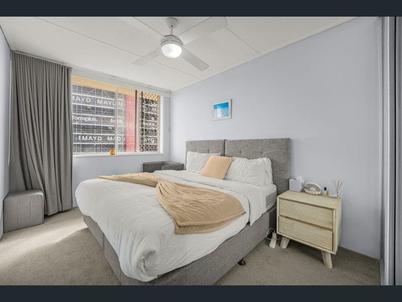 20/82 The Esplanade, Burleigh Heads — photo 1 of 5