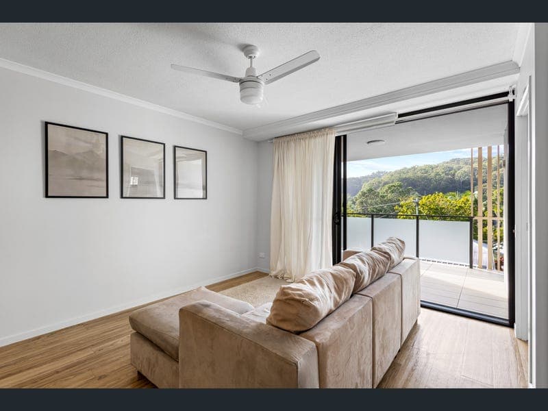 305/14 Maud Street, Nambour — photo 1 of 5