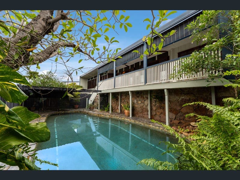 27 Potts Street, Belgian Gardens — photo 1 of 5