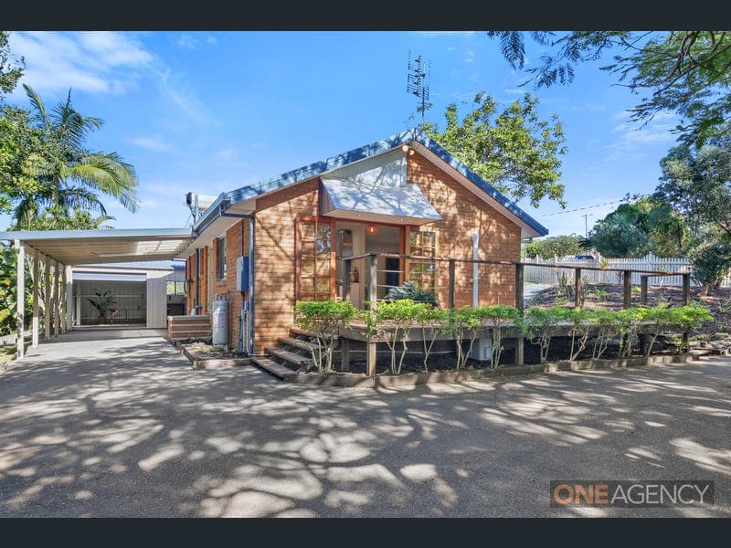 13-15 Argyle Crescent, Coes Creek — photo 1 of 5