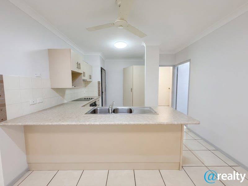 14/33-35 Tower Avenue, Atherton — photo 1 of 5