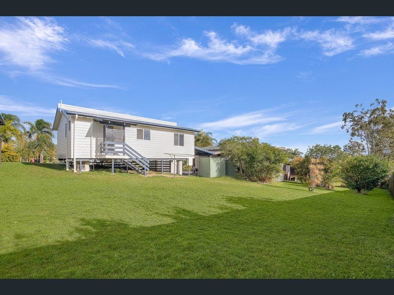 37 Cedar Drive, Stapylton — photo 1 of 5