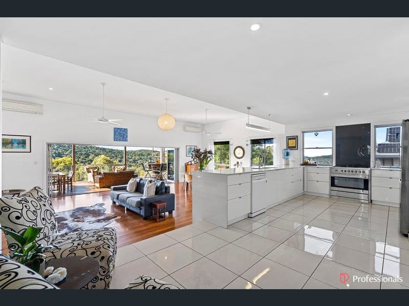 38 Eden Way, Yeppoon — photo 1 of 5