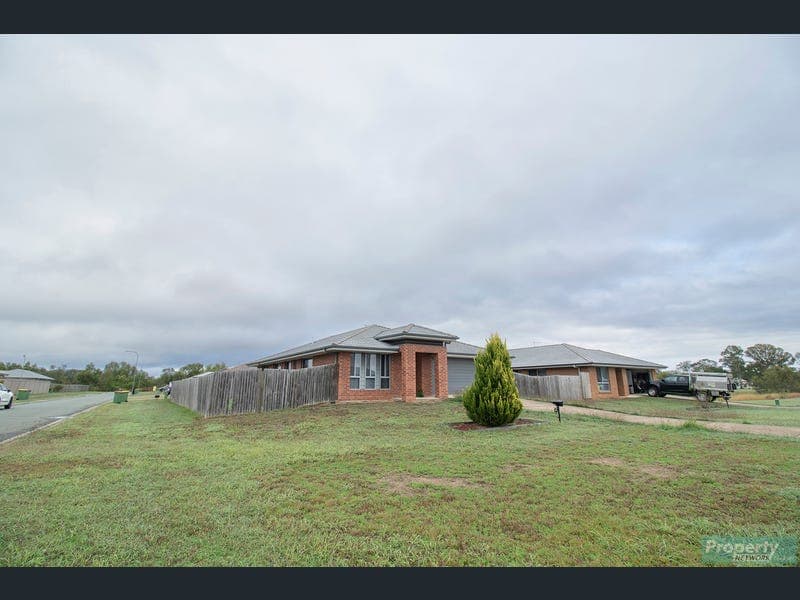 1 Crosby Court, Laidley North — photo 1 of 5