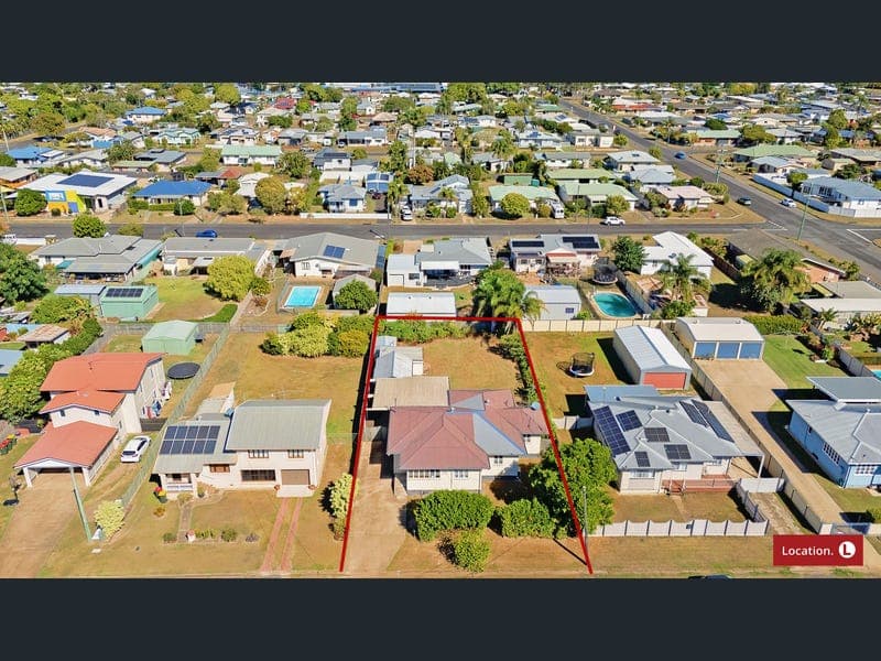 21 Alamein Street, Svensson Heights — photo 1 of 5