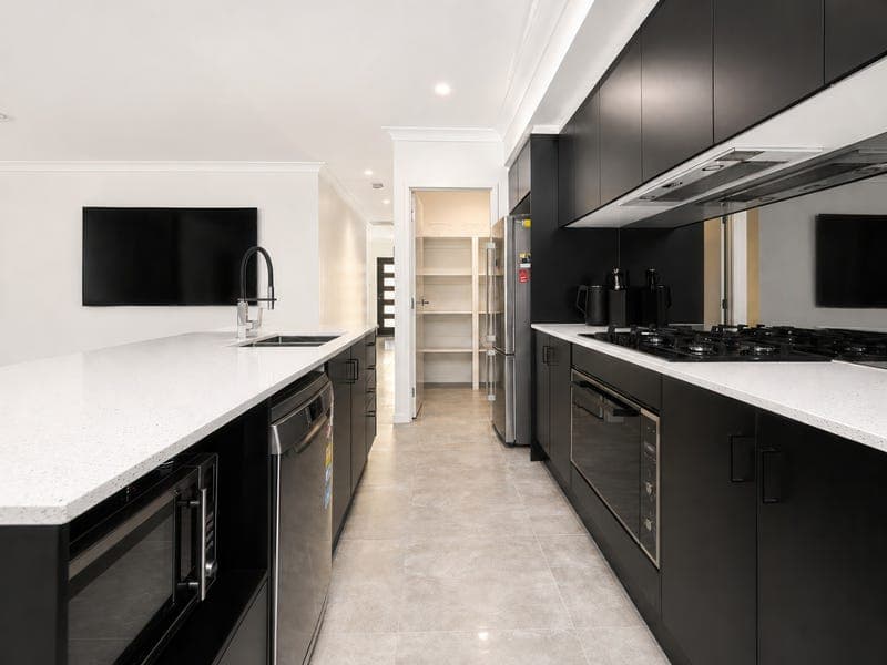 4 Palace Street, Greenbank — photo 1 of 5