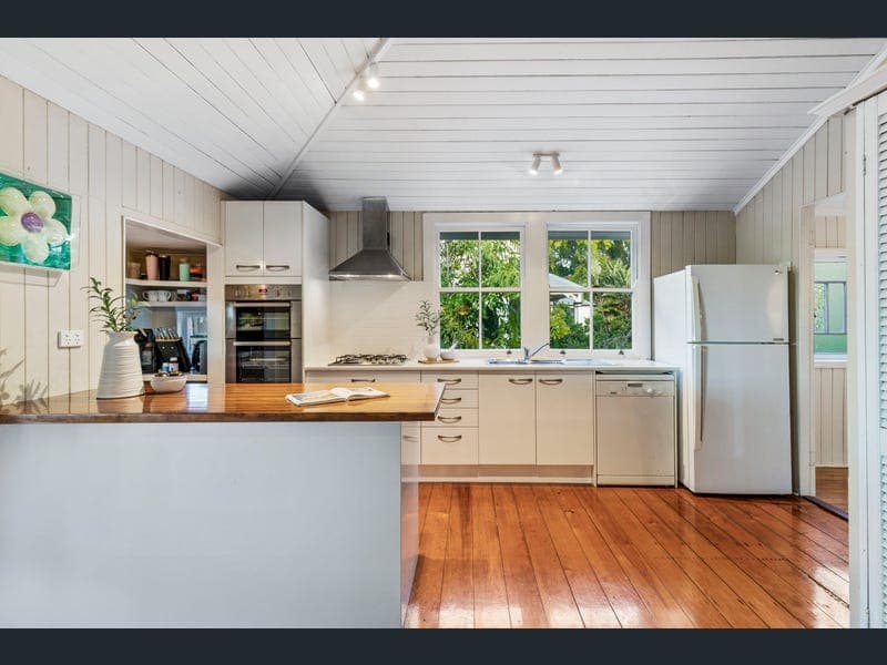107 Rode Road, Wavell Heights — photo 1 of 5