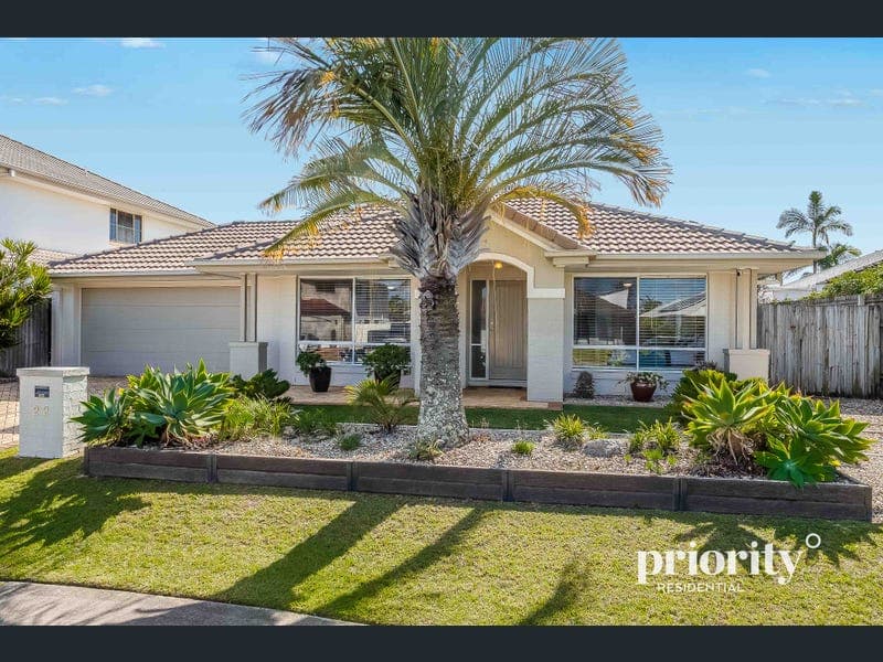 22 Bridgeport Drive, North Lakes — photo 1 of 5