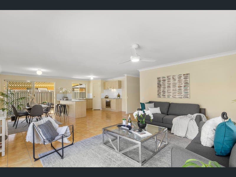 4 Nique Court, Redcliffe — photo 1 of 5