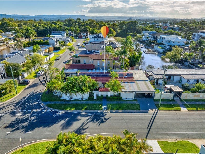 3 Pacific Boulevard, Broadbeach Waters — photo 1 of 5