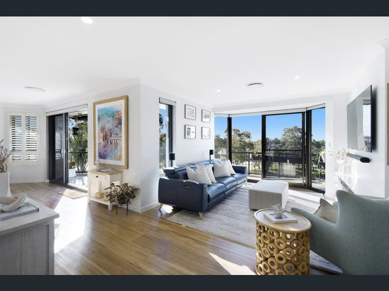 7/7 Esplanade West, Paradise Point — photo 1 of 5