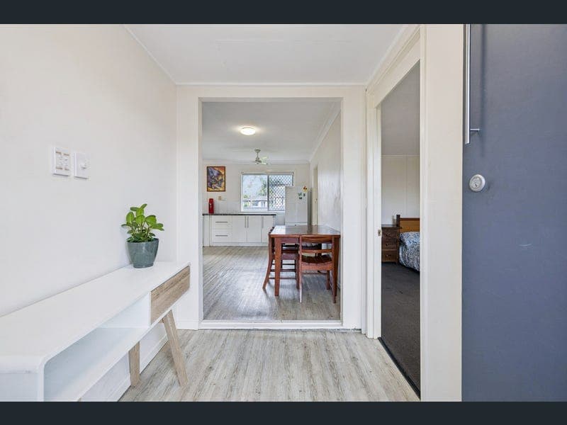 18 Blackton Street, Logan Central — photo 1 of 5
