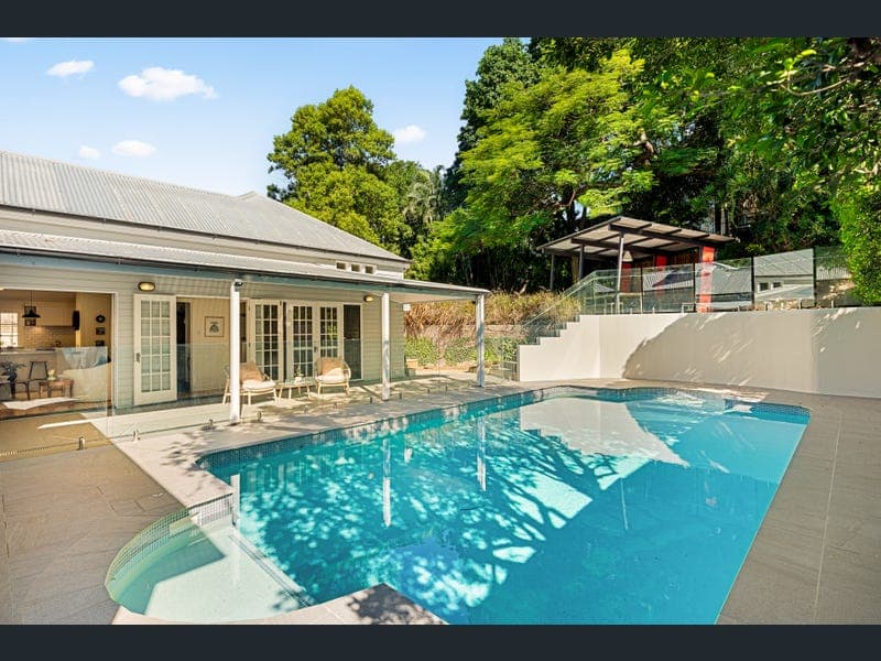 26 Barnett Road, Bardon — photo 1 of 5