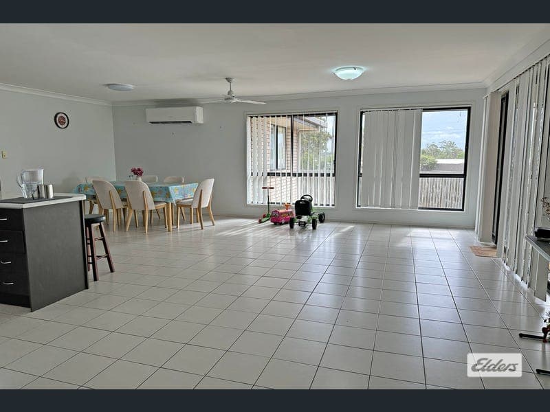 36 Iceberg Court, Warwick — photo 1 of 5