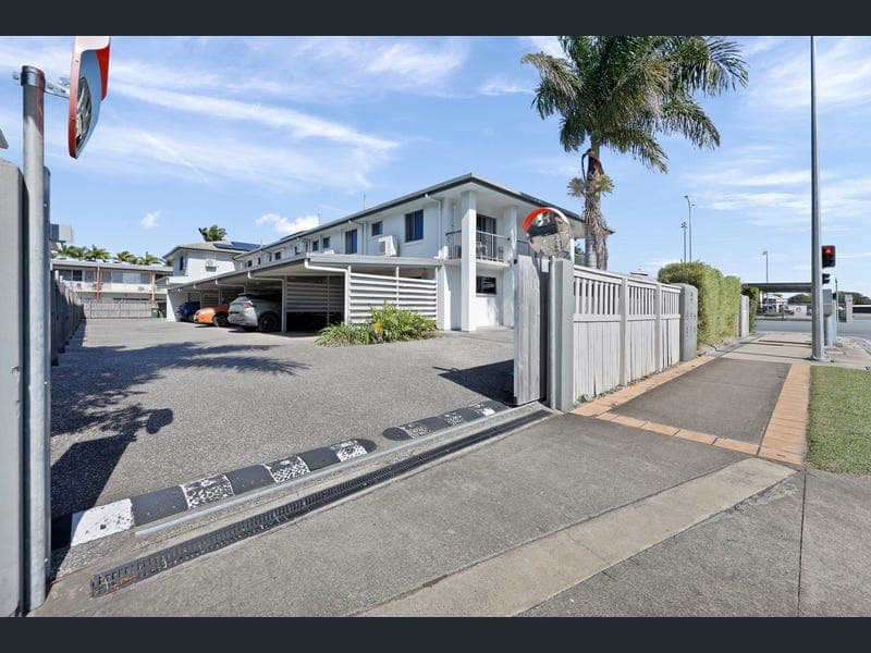 1/361 Alfred Street, Mackay — photo 1 of 5
