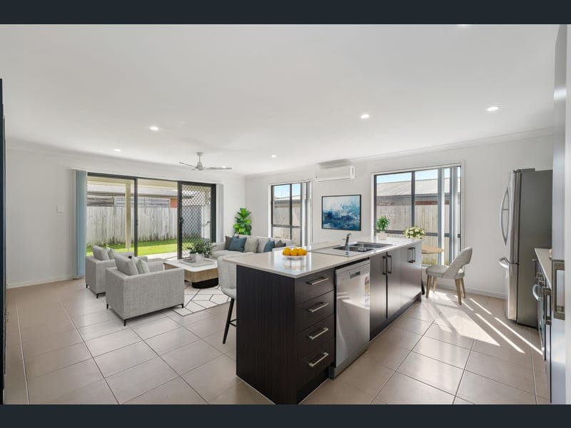 57 Flora Terrace, Pimpama — photo 1 of 5