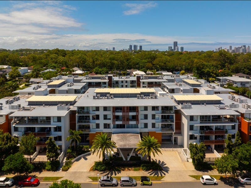 4307/1-7 Waterford Court, Bundall — photo 1 of 5