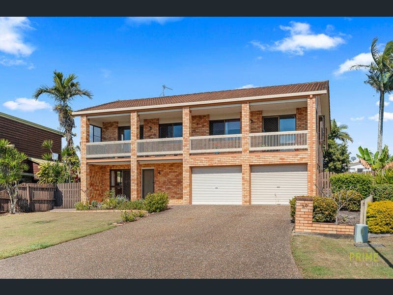 30 Craig Crescent, Pialba — photo 1 of 5