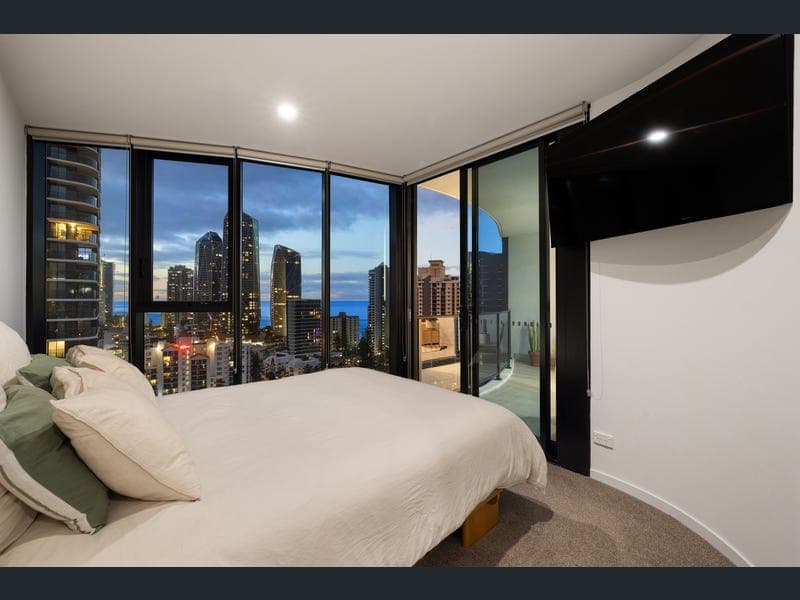 1702/28-30 Second Avenue, Broadbeach — photo 1 of 5