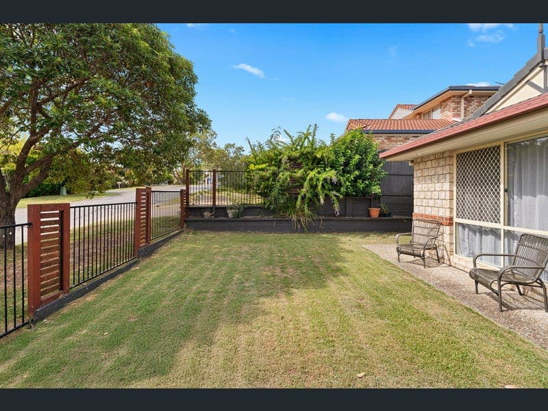 11 Mount D'Aguilar Crescent, Algester — photo 1 of 5