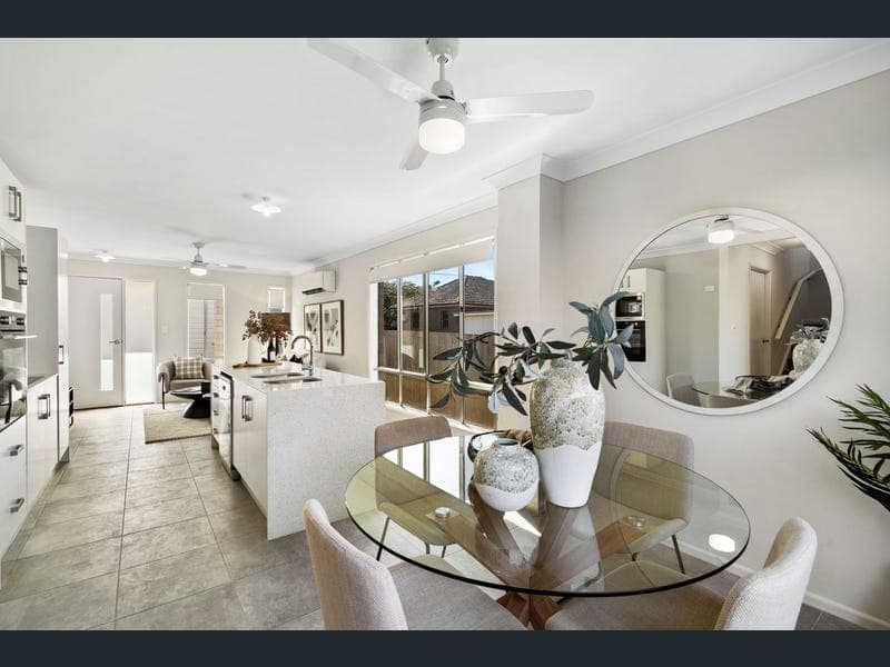 2/107 Colburn Avenue, Victoria Point — photo 1 of 5